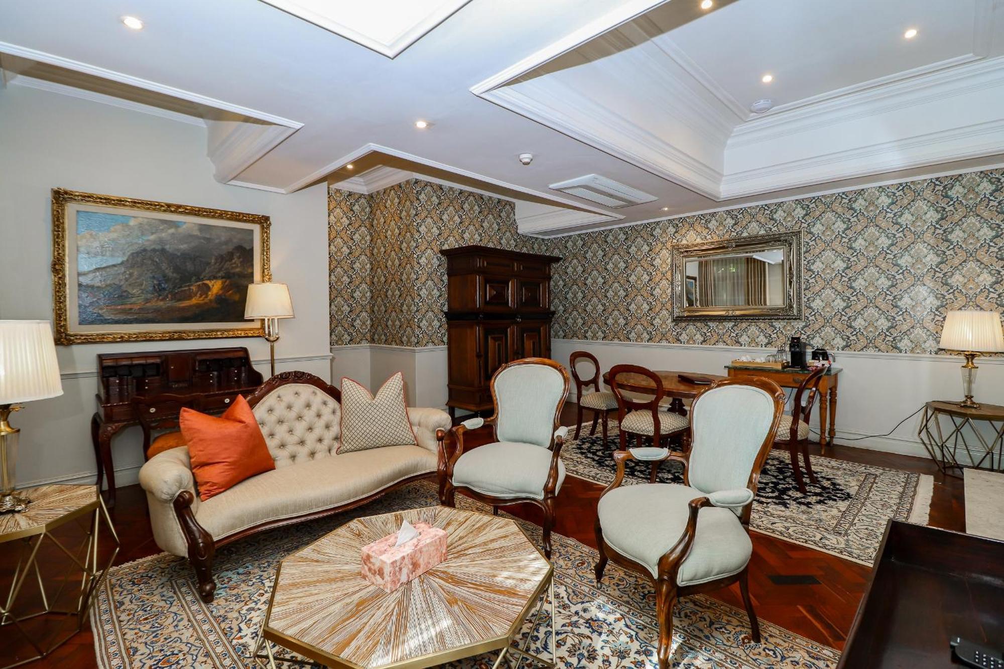The Monarch Hotel Йоханнесбург Экстерьер фото