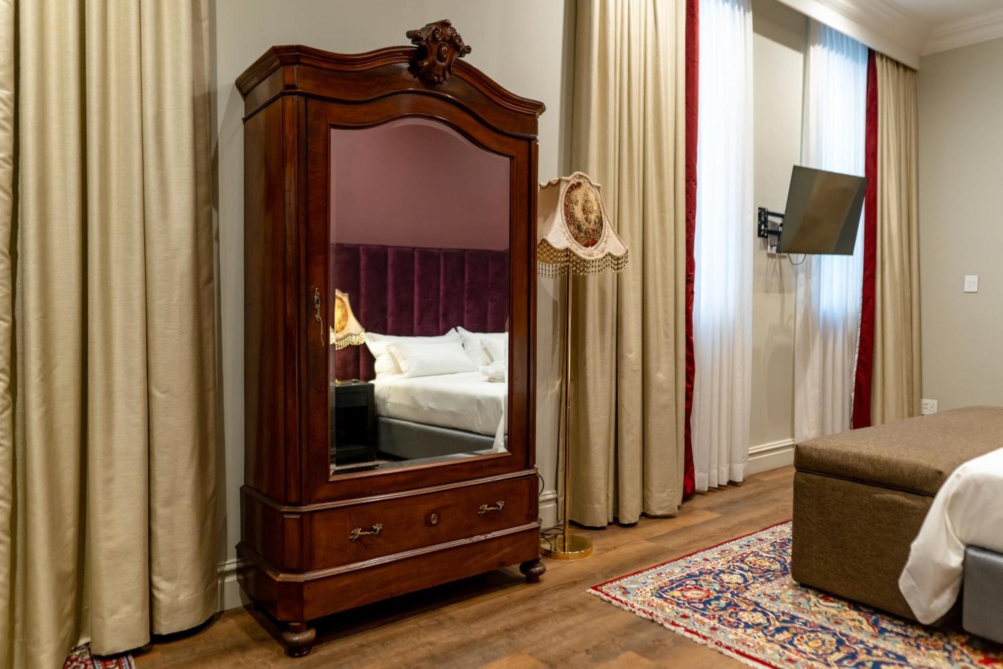 The Monarch Hotel Йоханнесбург Экстерьер фото